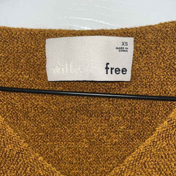 Wilfred Free Merino Sweater - Picture 2 of 3